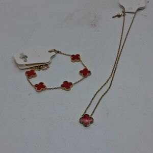 NWT Gold and Red Clover Designer Necklace and Bracelet Set